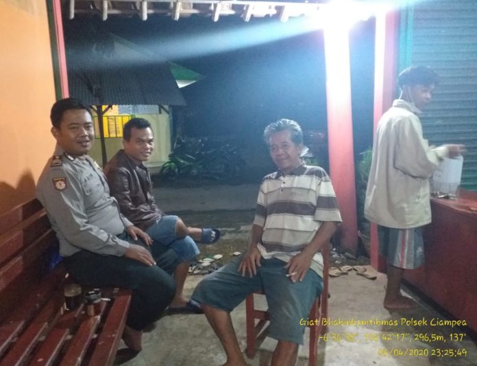 Bhabinkamtibmas Desa Cinangneng Polsek Ciampea Sambang Pos Kamling Kp. Babakan Girang