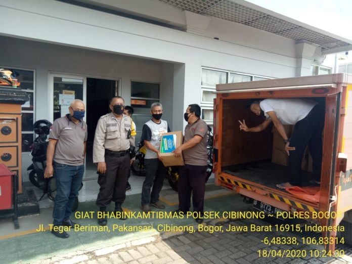 Pemantauan pendistribusian paket sembako bantuan gubernur jawa baratWhatsApp Image 2020-04-18 at 11.06.55 Pemantauan pendistribusian paket sembako bantuan gubernur jawa barat