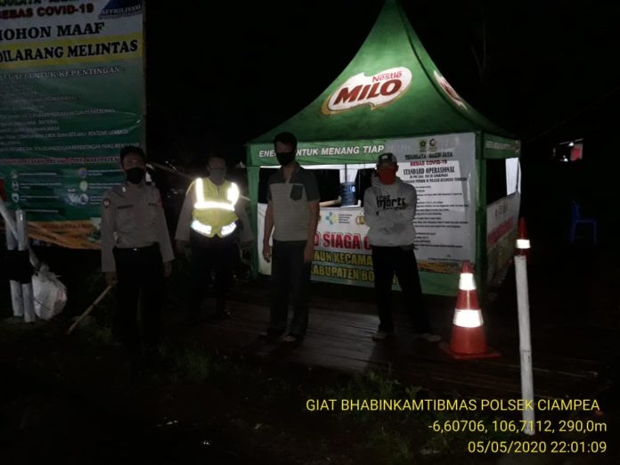 Melaksanakan Patroli, Polsek Ciampea Himbauan Antisipasi Penyebaran Virus Corona