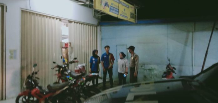 Laksanakan Patroli Dialogis Anggota Sabhara Polsek Ciampea Selipkan Himbauan Agar Warga Bersama Cegah Penularan Virus Corona