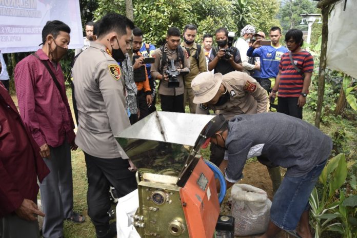 https://www.tribratanews-resbogor.jabar.polri.go.id Taken by Humas Polres Bogor