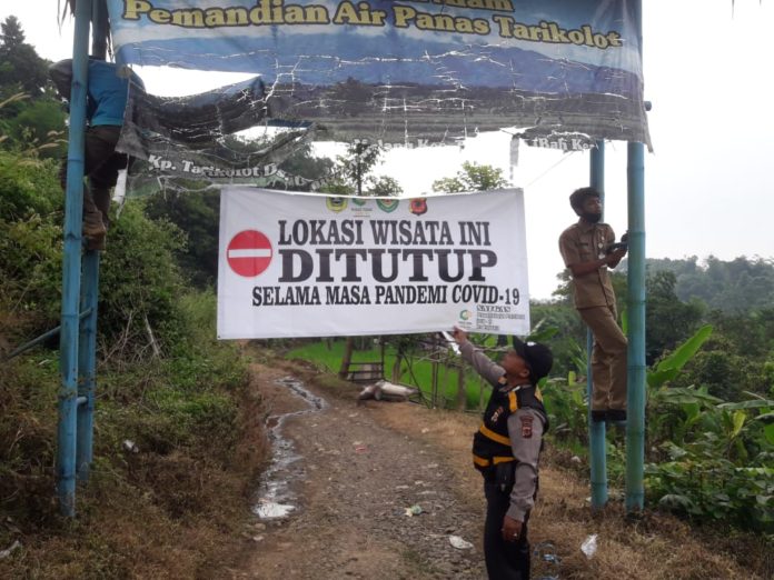 Obyek Wisata Di Tenjolaya Ditutup, Bhabinkamtibmas Tetap Lakukan Patroli Pemantauan