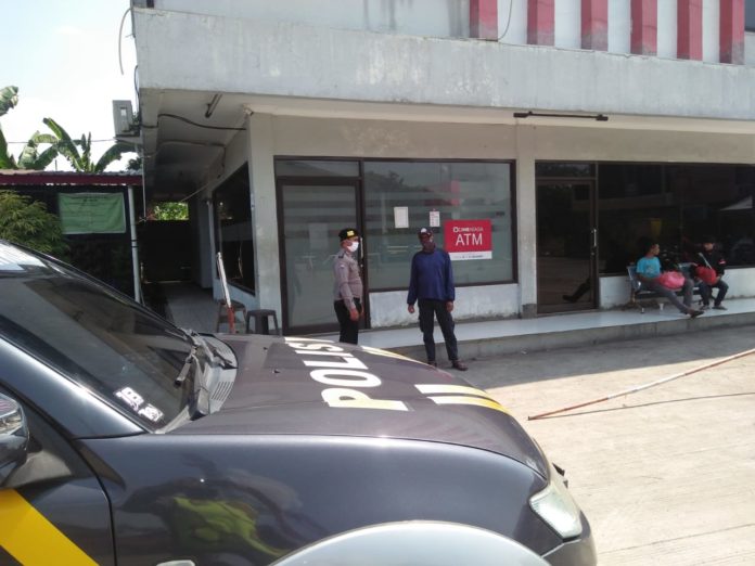 Patroli Polsek Ciampea Sambangi SPBU Cibanteng Antisipasi Kejahatan 3C & Cek Ketersediaan BBM