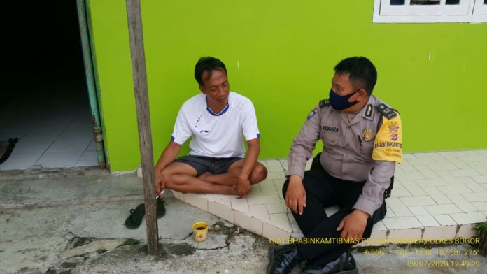 Sambang Warga Binaan Bhabinkamtibmas Polsek Ciampea Sampaikan Pesan Kamtibmas.