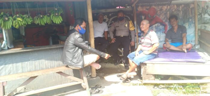 Bhabinkamtibmas Polsek Ciampea Bersama Babinsa Sambang dan Dialogis Dengan Warga Binaan.
