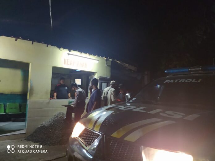 Polsek Ciampea Pantau Keamanan Wilayah Lewat Patroli Mobile.