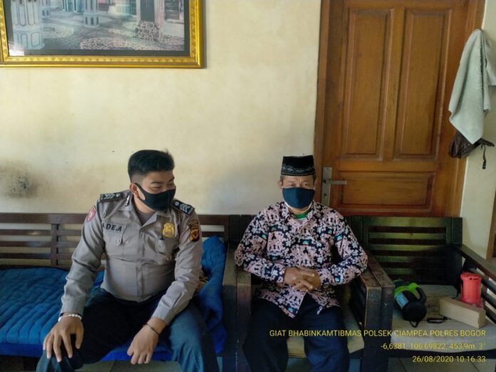 Ciptakan Situasi Aman, Bhabinkamtibmas Polsek Ciampea Sambang Warga Binaan.
