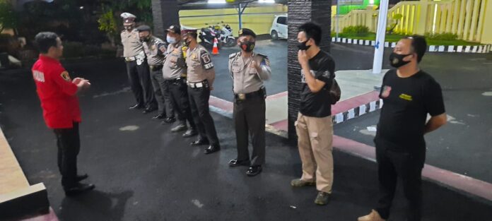 956 Polsek Cileungsi